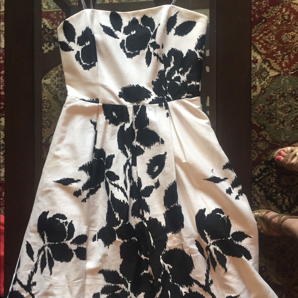 Size 4 muse dress.